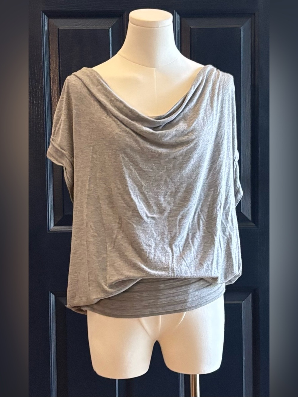 🩶2/$25🩶 STUDIO M Draped Cowl Neck Short Sleeve Tunic, heather gray, pleated hem